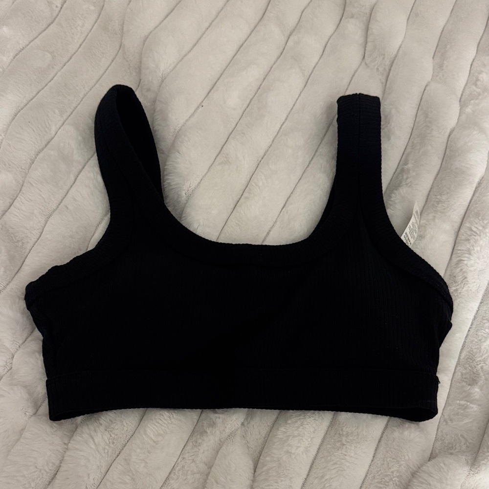 Alo sports bra brand new